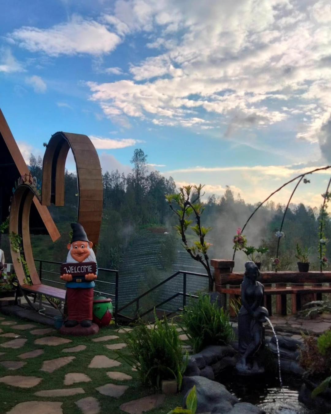Hotel Nature Bromo And Resort Pasuruan Exterior foto